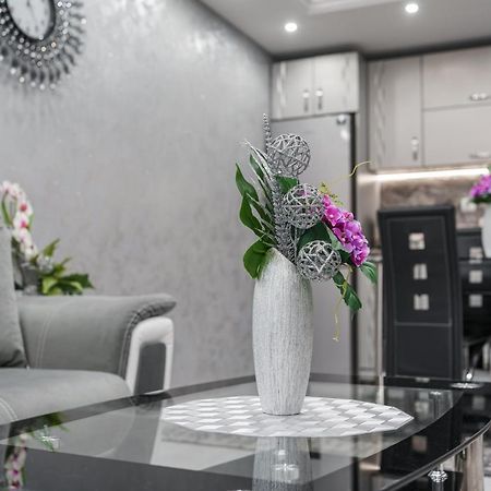 City Apartments - A Brand New Luxury & Comfy. Asenovgrad ภายนอก รูปภาพ