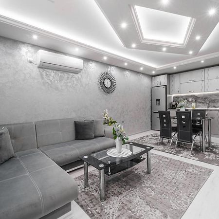 City Apartments - A Brand New Luxury & Comfy. Asenovgrad ภายนอก รูปภาพ