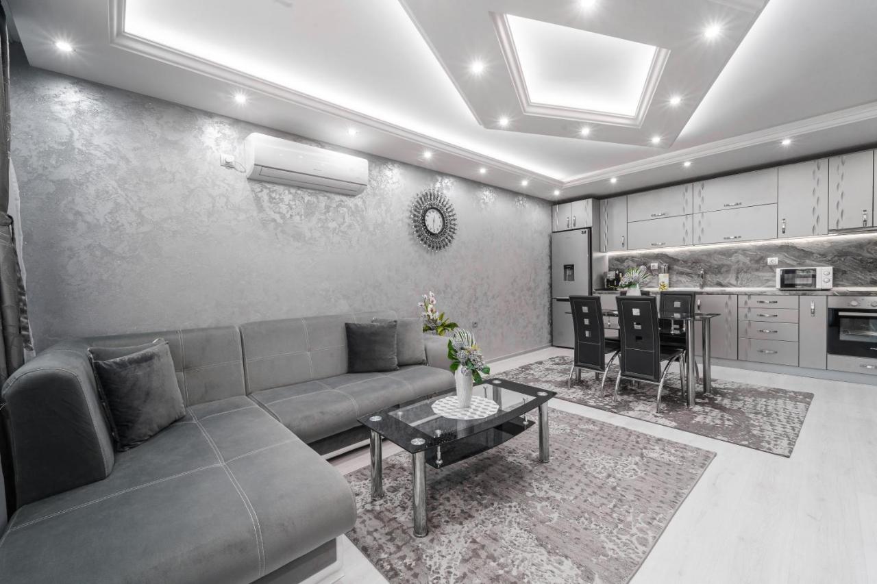 City Apartments - A Brand New Luxury & Comfy. Asenovgrad ภายนอก รูปภาพ