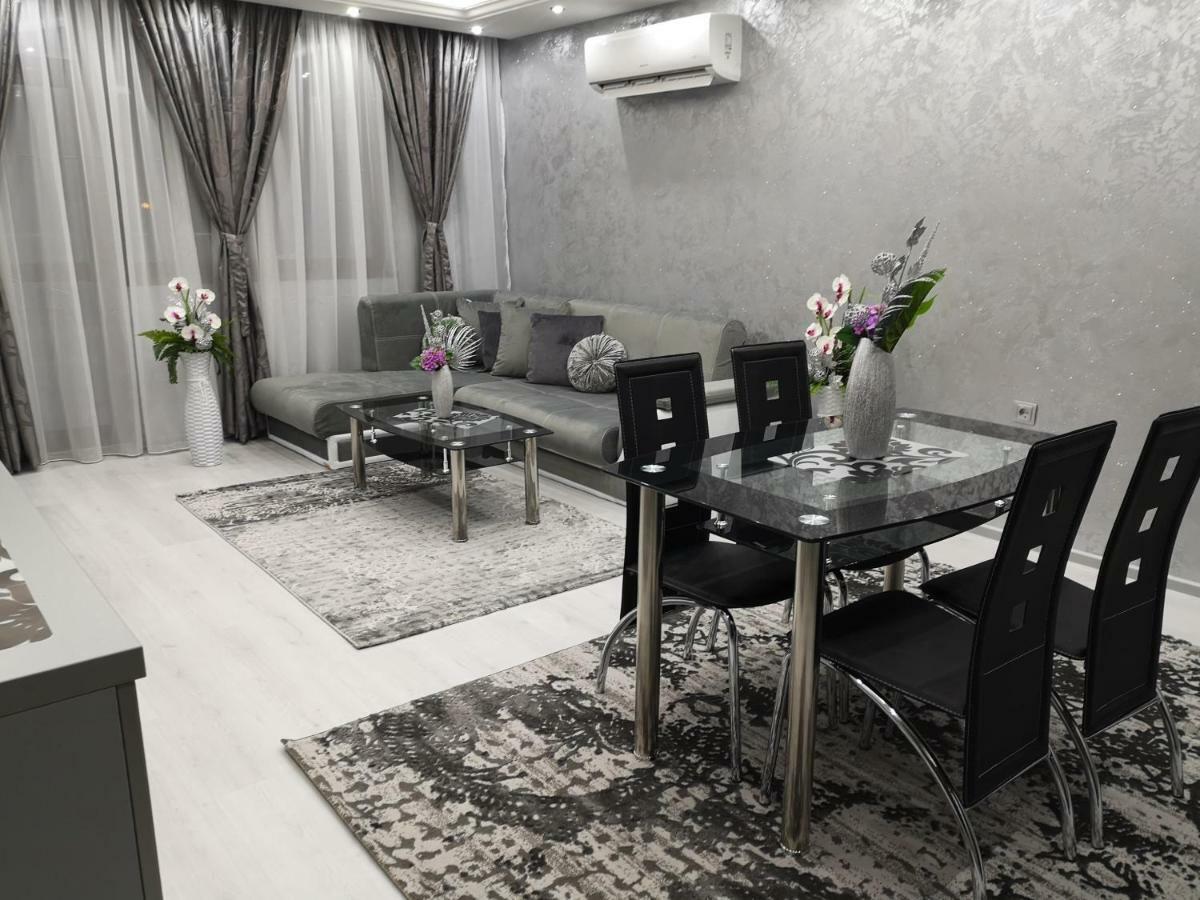 City Apartments - A Brand New Luxury & Comfy. Asenovgrad ภายนอก รูปภาพ